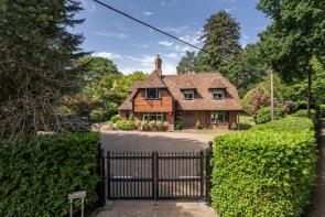Little Foxwarren, Redhill Road, Cobham KT11 1EF