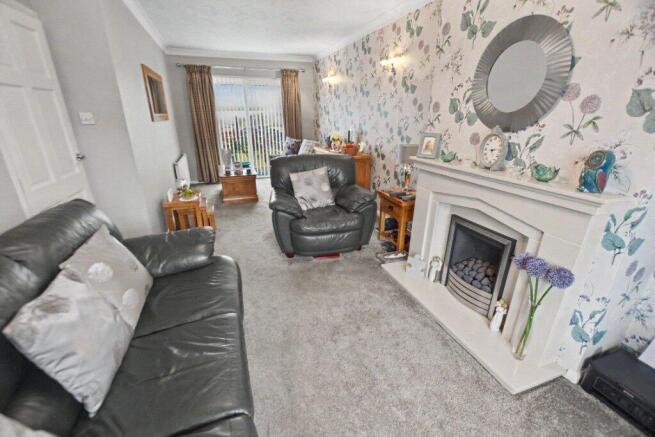 3 bed Semi-Detached for sale Image 12