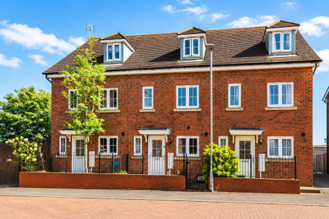 Paton Court, Calverton NG14