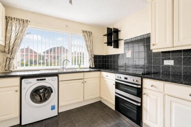 2 bed Detached Bungalow for sale Image 4