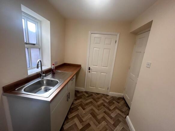 Cloakroom/wc