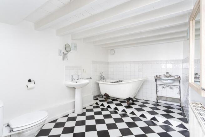2 bed Terraced for sale Image 9