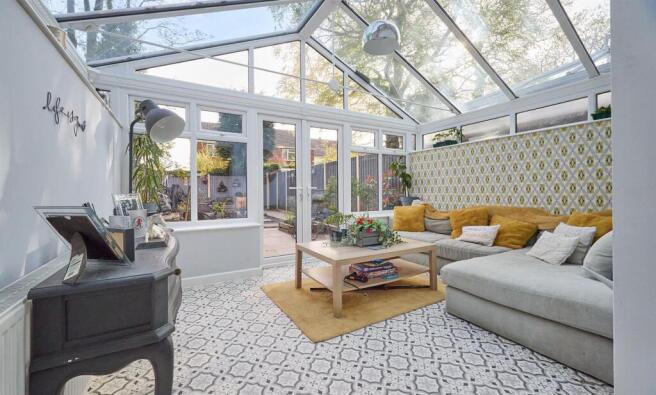 GARDEN ROOM TO REAR