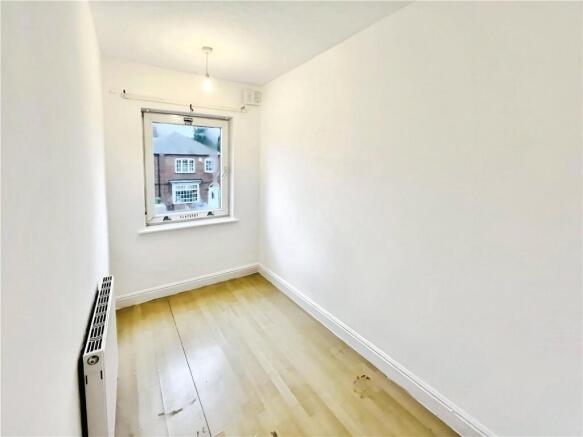 3 bed Terraced to rent Image 12