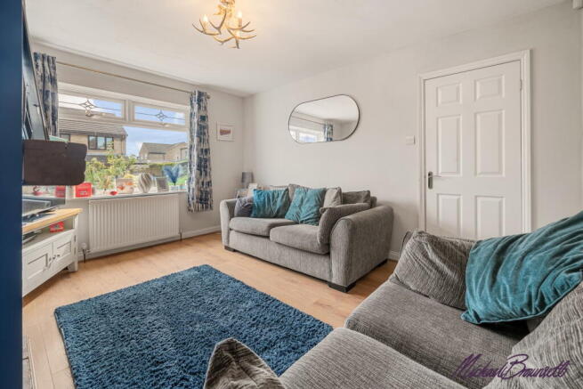 4 bed Detached for sale Image 4