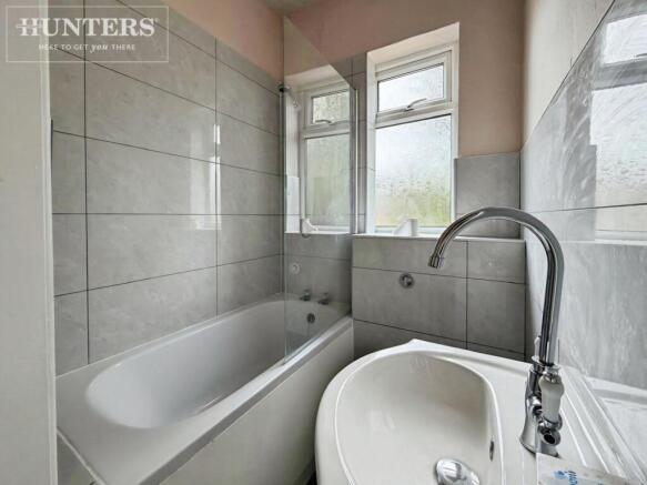 2 bed End of Terrace to rent Image 6