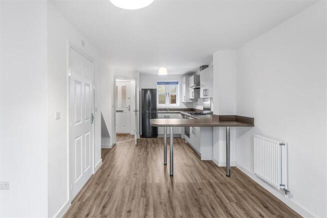 6 Hana Close, Adderbury-9.jpg