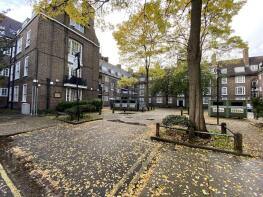75, Riverside Gardens, London W6 9LF