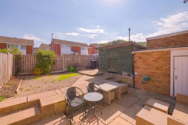 3 bed Semi-Detached for sale Image 12