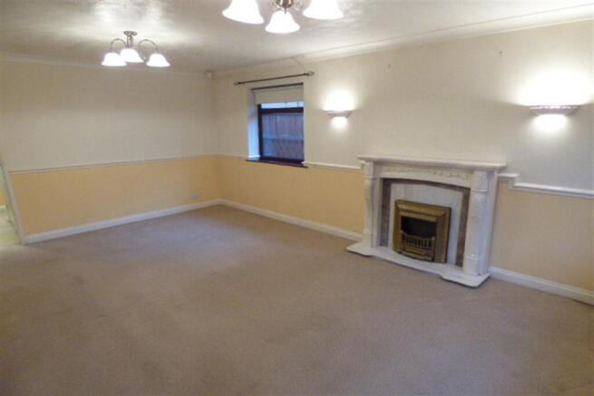 Lounge b