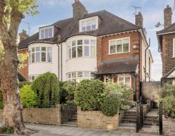 42, Luttrell Avenue, London SW15 6PE