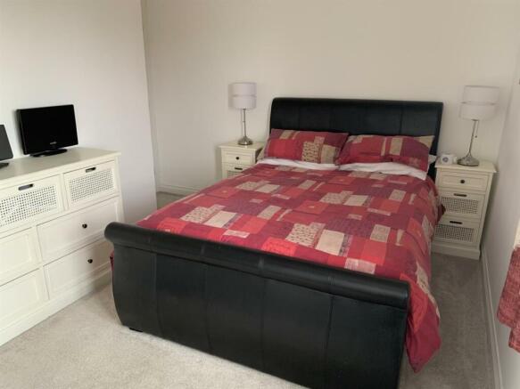 Bedroom,.jpg
