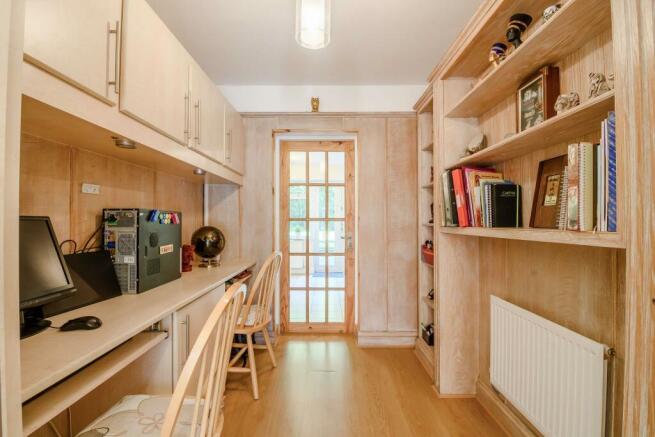 Photo 6