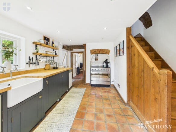 CAM03852G0-PR0408-STILL022