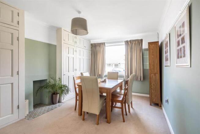 Dining Room.jpg