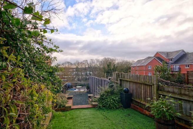 Garden 4.jpg