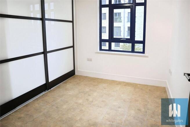 2 bed Apartment for sale Image 5