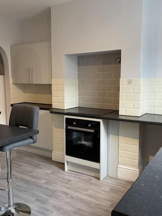 3 bed Not Specified to rent Image 11