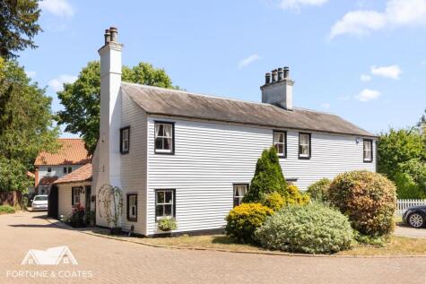 Glan Avon Mews, Harlow
