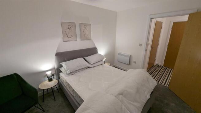 1 bed Apartment to rent Image 10