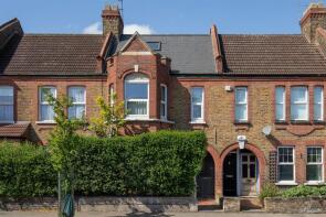 333, Chingford Road, London E17 5AE