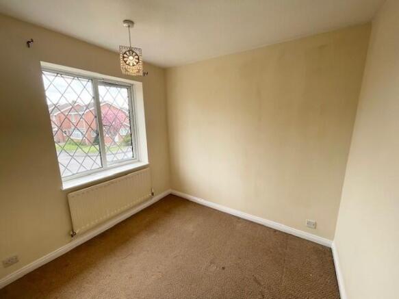 2nd bedroom