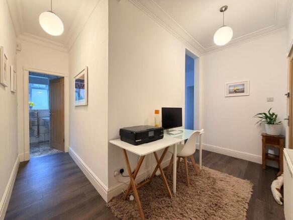 1 bed Flat for sale Image 6