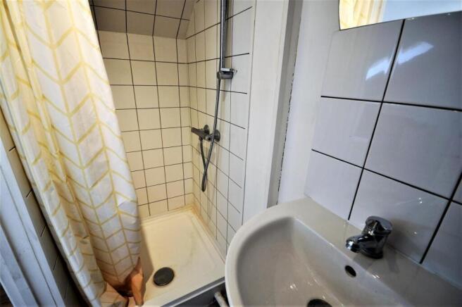 En-Suite Shower