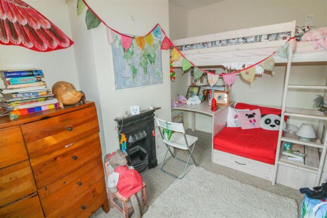 LowerBed2.JPG