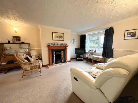Ray Avenue, Nantwich, Cheshire photo 2