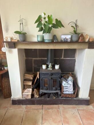 2 bed Terraced for sale Image 4