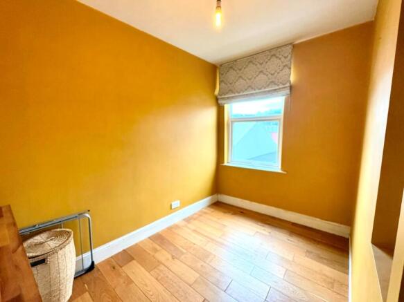 3 bed House to rent Image 11