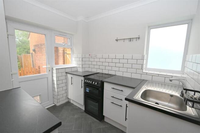 kitchen1.JPG