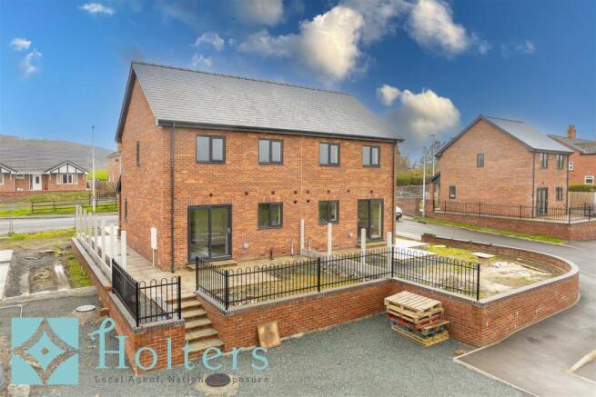 2 and 3 Maeshendre Exterior-6.jpg