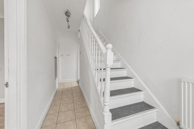 3 bed Semi-Detached for sale Image 6