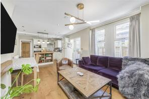 82, Weir Road, London SW12 0NB