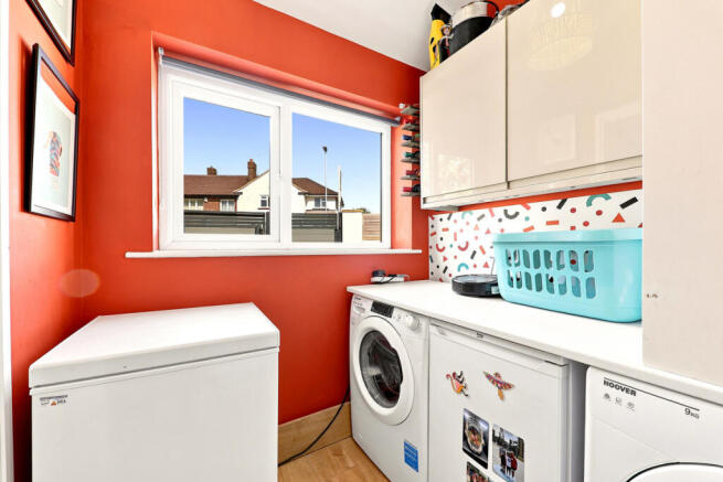 3 bed Semi-Detached for sale Image 9