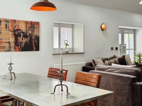 3 bed Barn Conversion for sale Image 7