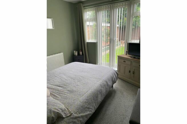 Photo 18