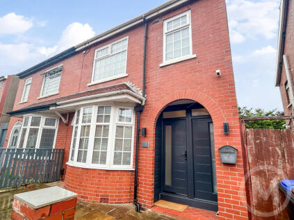Sharow Grove, Blackpool, FY1 5ND