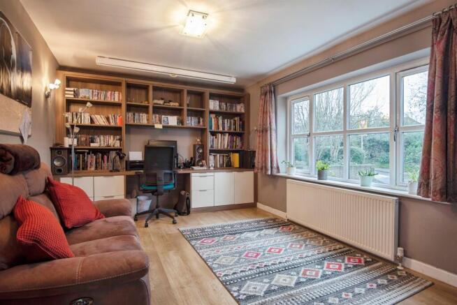 Photo 4