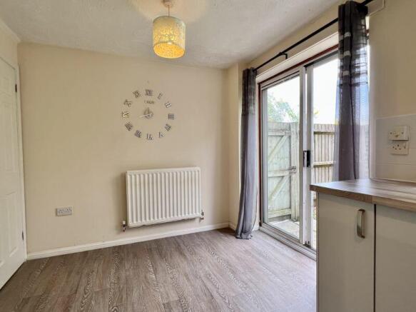 KITCHEN DINING ROOM
