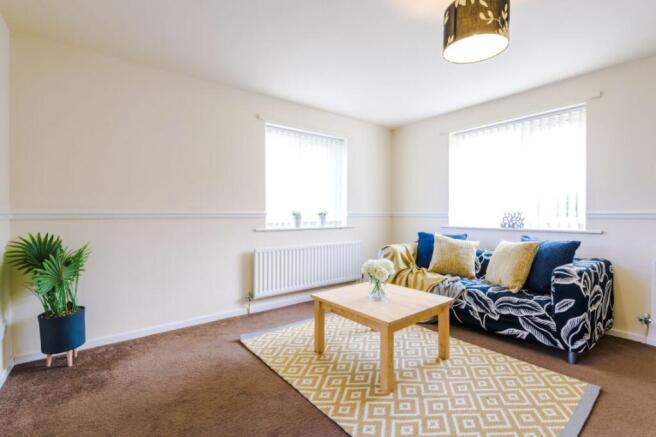 16 Thomas Court Living Room 3