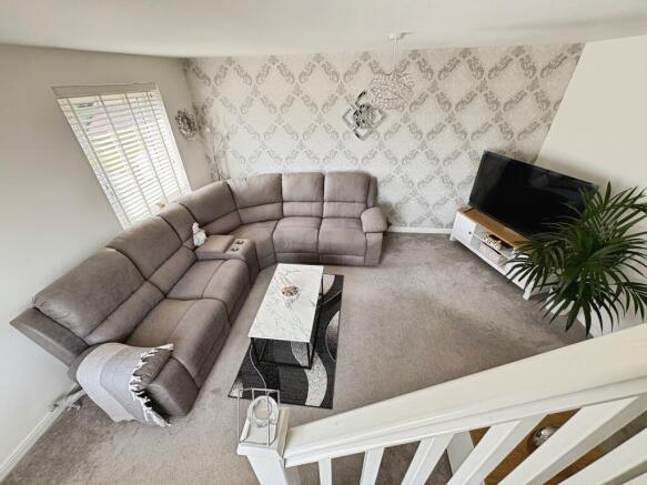 3 bed Semi-Detached for sale Image 5