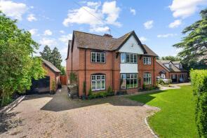 2 The Tors, Croft Road, Evesham WR11 4NE