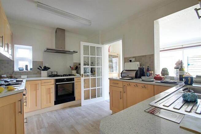 Kitchen.jpg