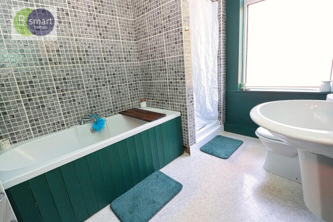 4 bed Terraced for sale Image 9
