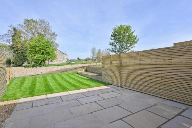 2 bed House for sale Image 8