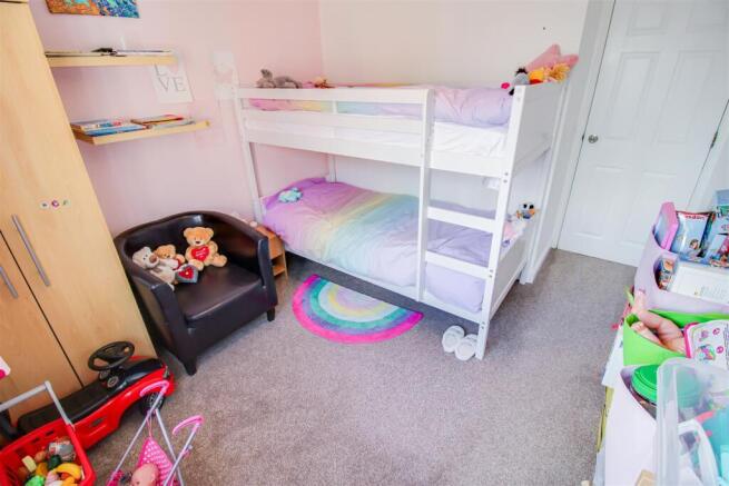 4 bed Terraced for sale Image 7