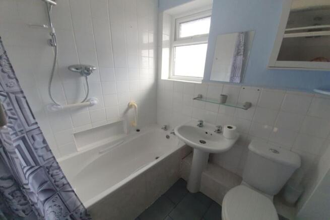 Bathroom / WC